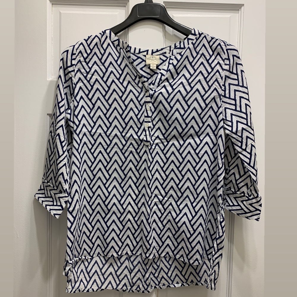 Patterned chevron blouse